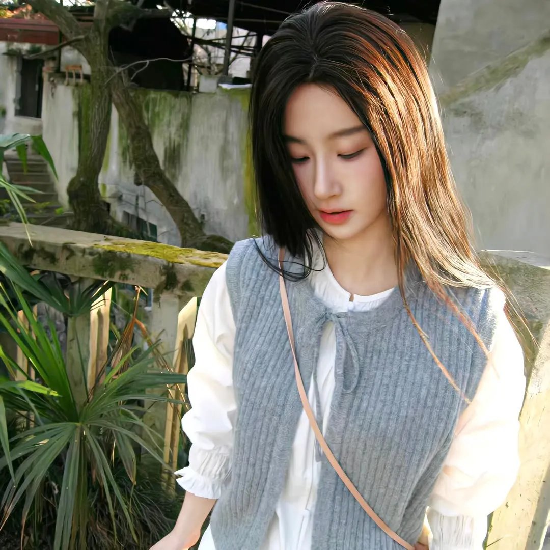 绿草如阴